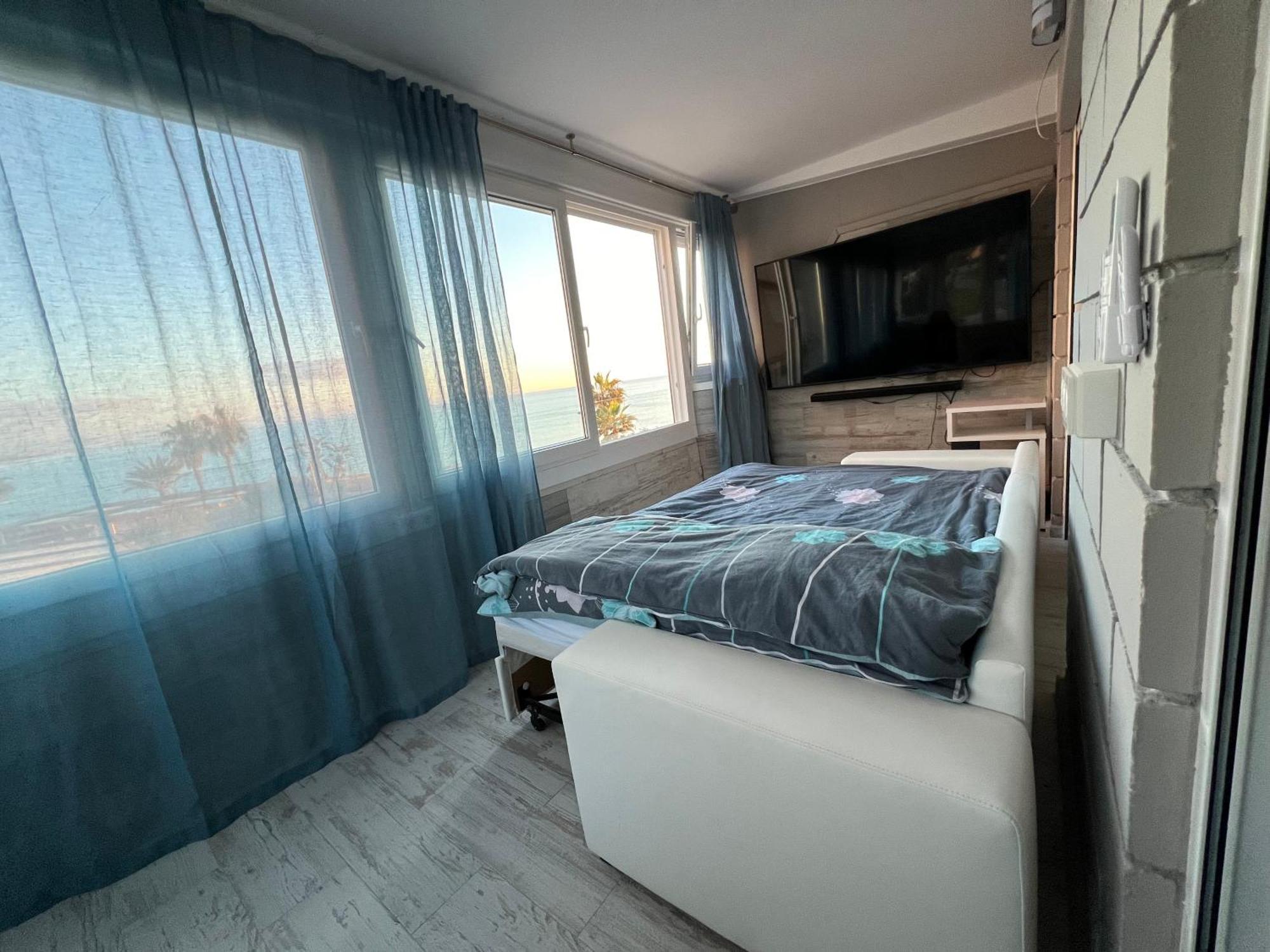 La Mata Apartment On The First Line Of The Sea Torrevieja Kültér fotó